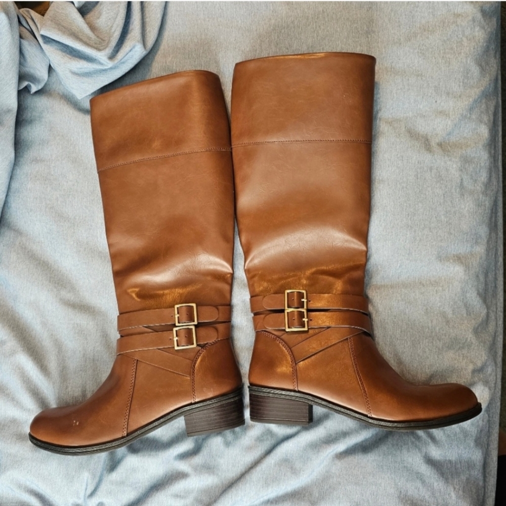 Arizona Boots Size 8M